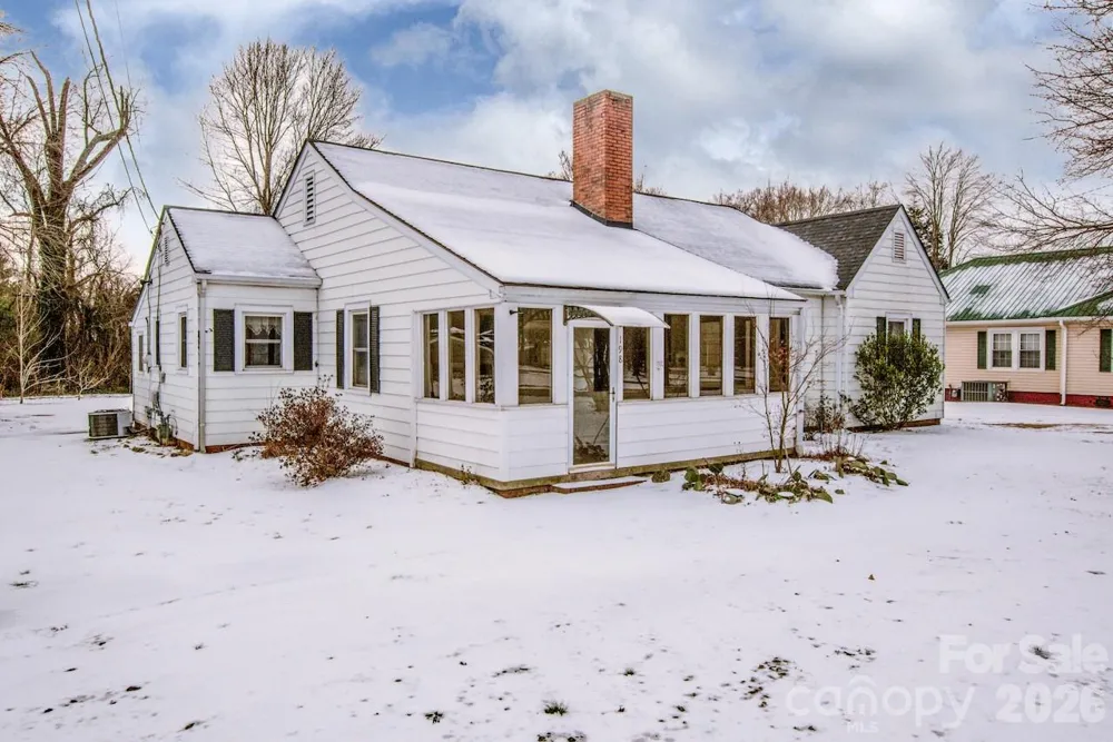 198 Center Street Cooleemee, NC 27014