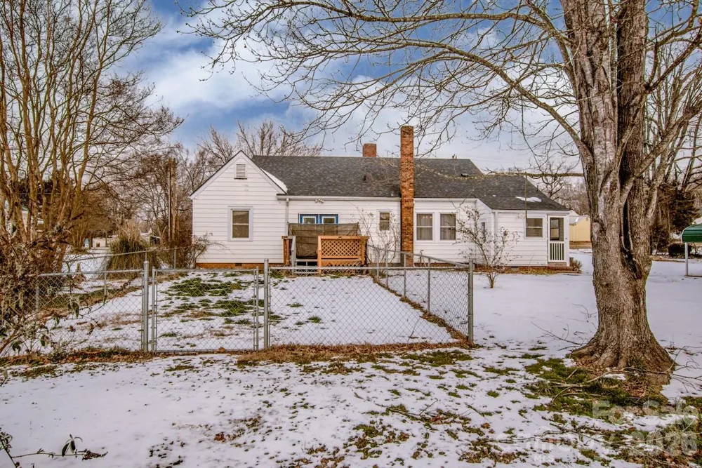 198 Center Street Cooleemee, NC 27014