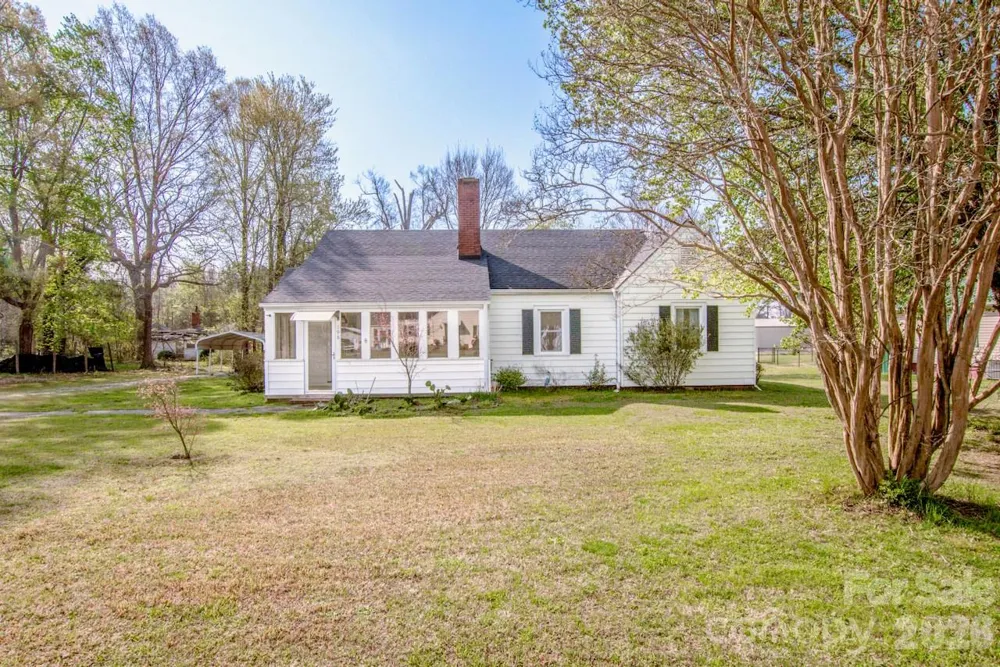 198 Center Street Cooleemee, NC 27014