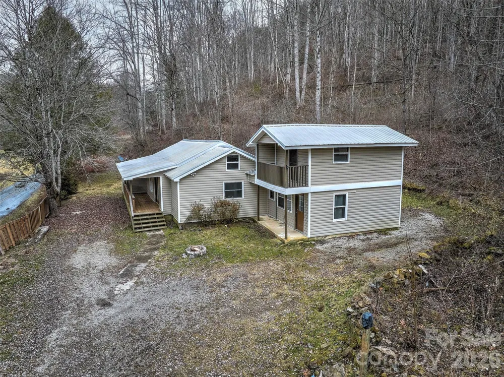 1101 Otter Creek Road Topton, NC 28781