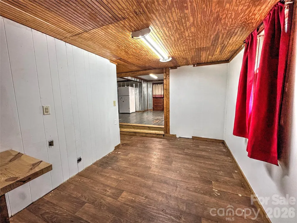 1101 Otter Creek Road Topton, NC 28781