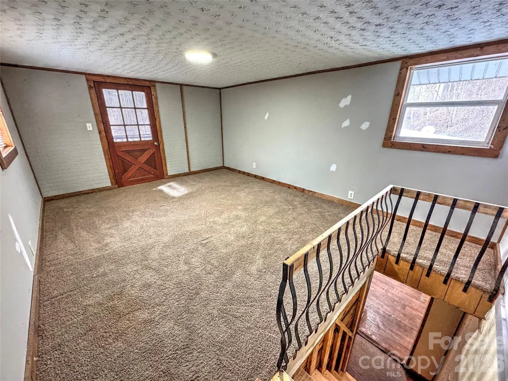 1101 Otter Creek Road Topton, NC 28781