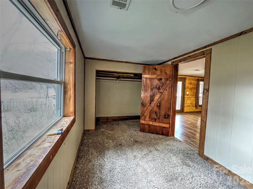 1101 Otter Creek Road Topton, NC 28781