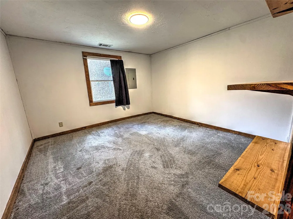 1101 Otter Creek Road Topton, NC 28781