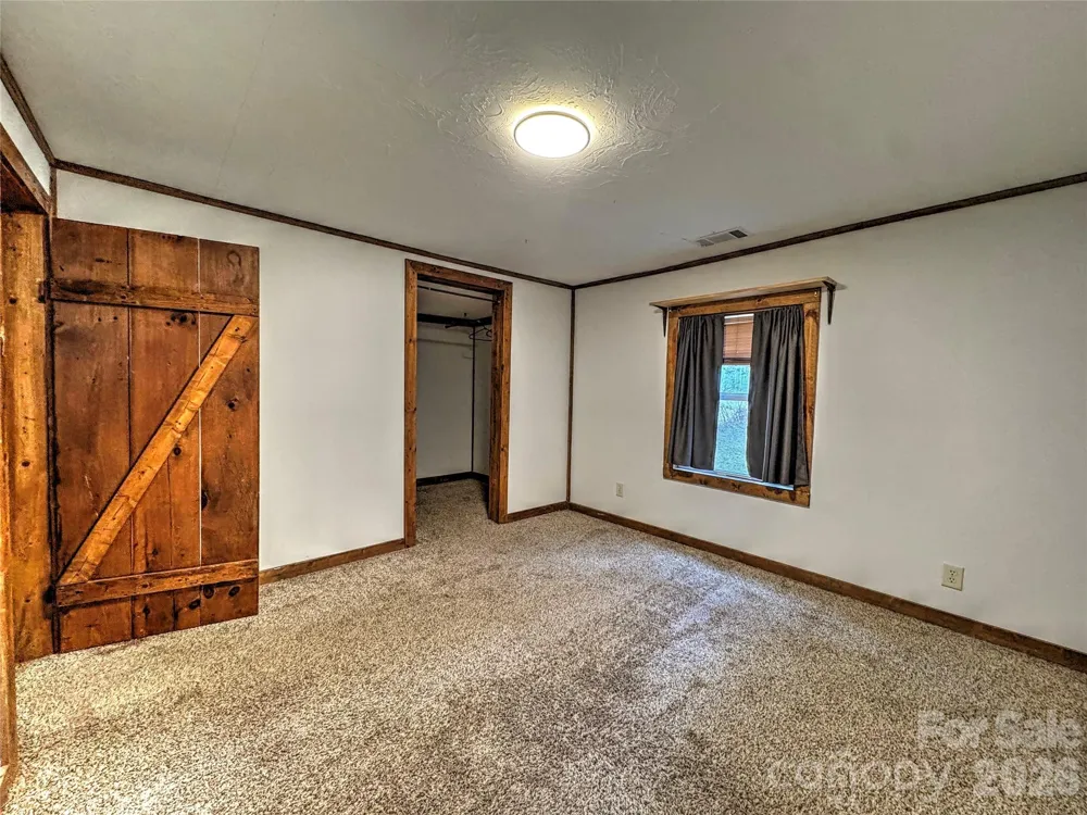 1101 Otter Creek Road Topton, NC 28781