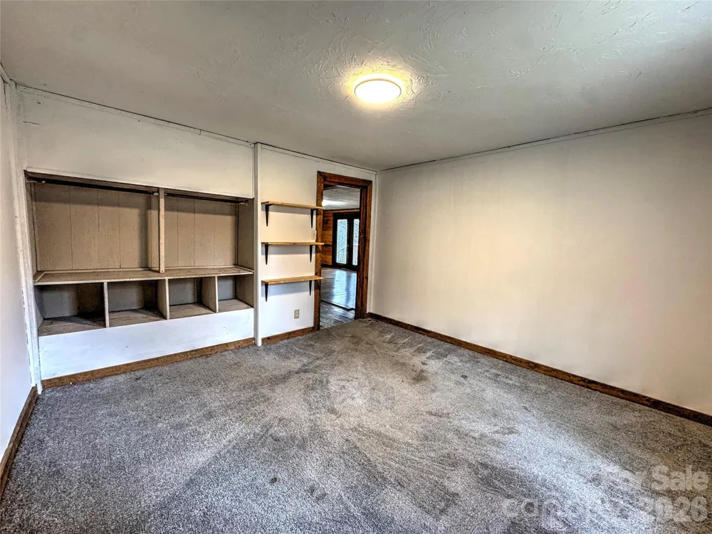 1101 Otter Creek Road Topton, NC 28781