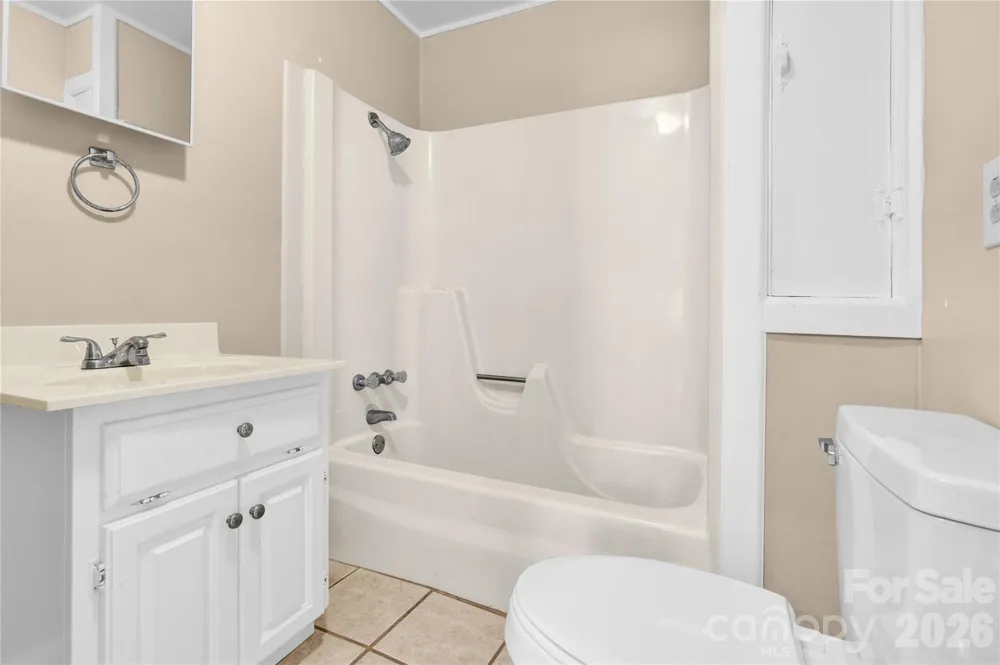 229 Riverhills Drive Forest City, NC 28043