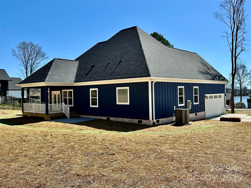 167 Harbor Point Drive Cherryville, NC 28021