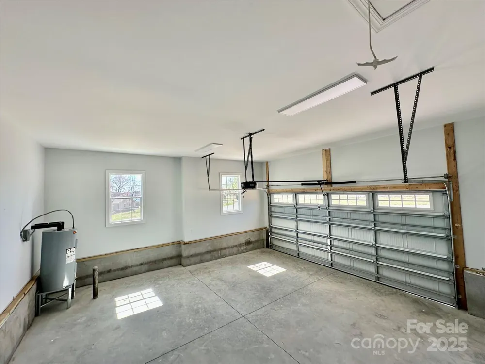 167 Harbor Point Drive Cherryville, NC 28021