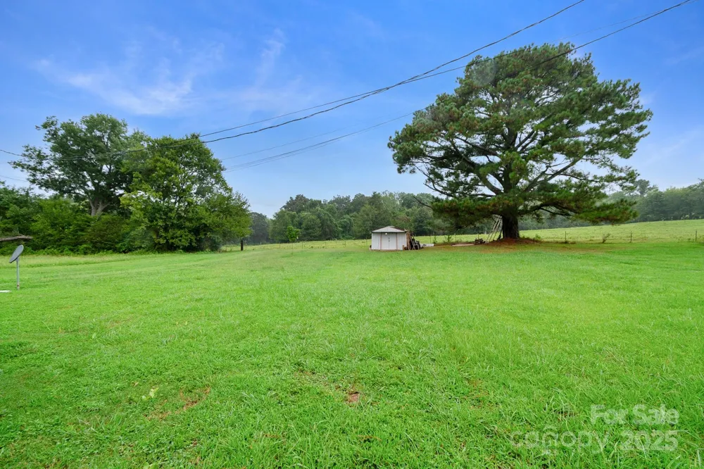 940 W End Road Chester, SC 29706