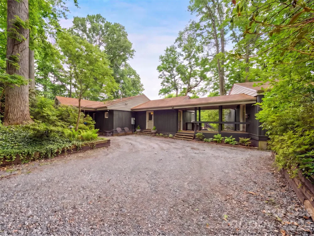 198 Brooks Branch Road Leicester, NC 28748