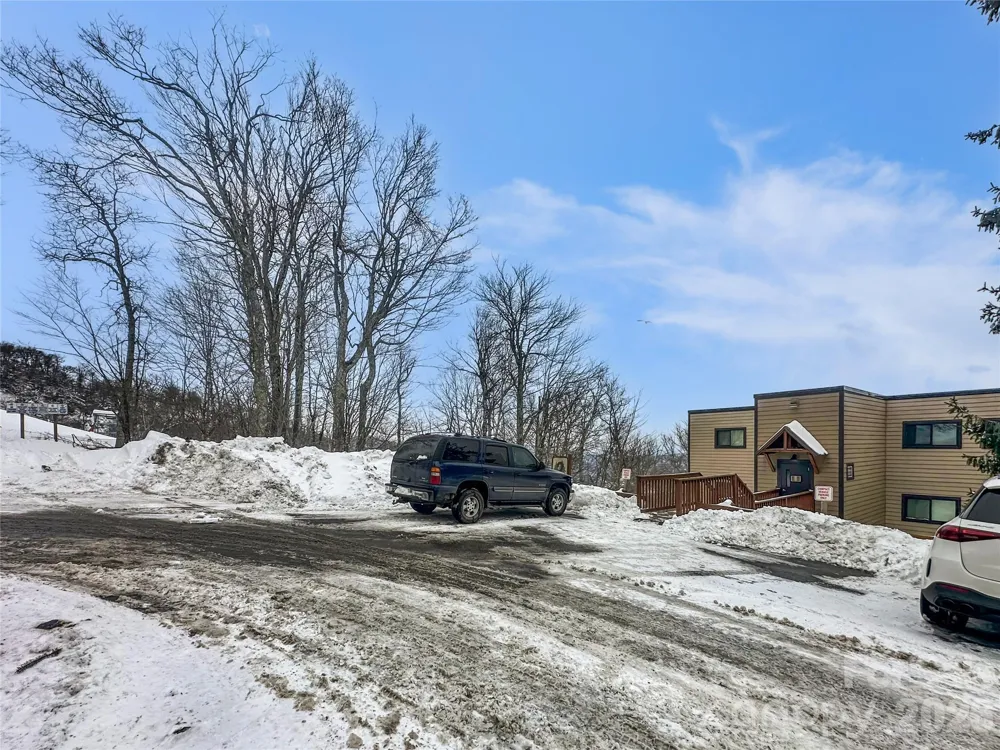 102 Sugar Ski Drive #232 Sugar Mountain, NC 28604