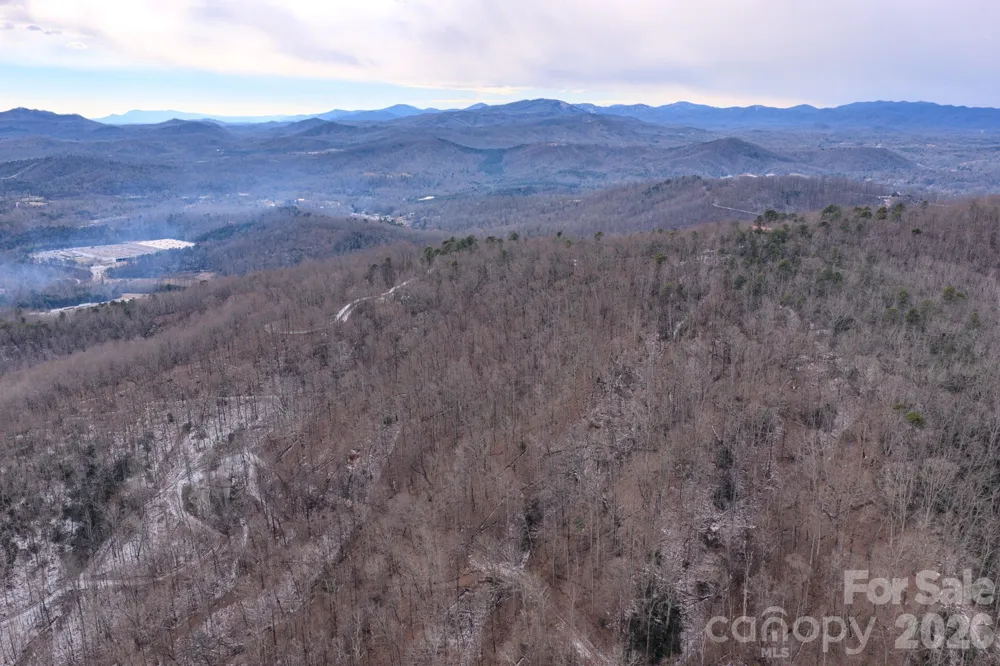 2724 Mountain Crest Drive S #75 Marion, NC 28752