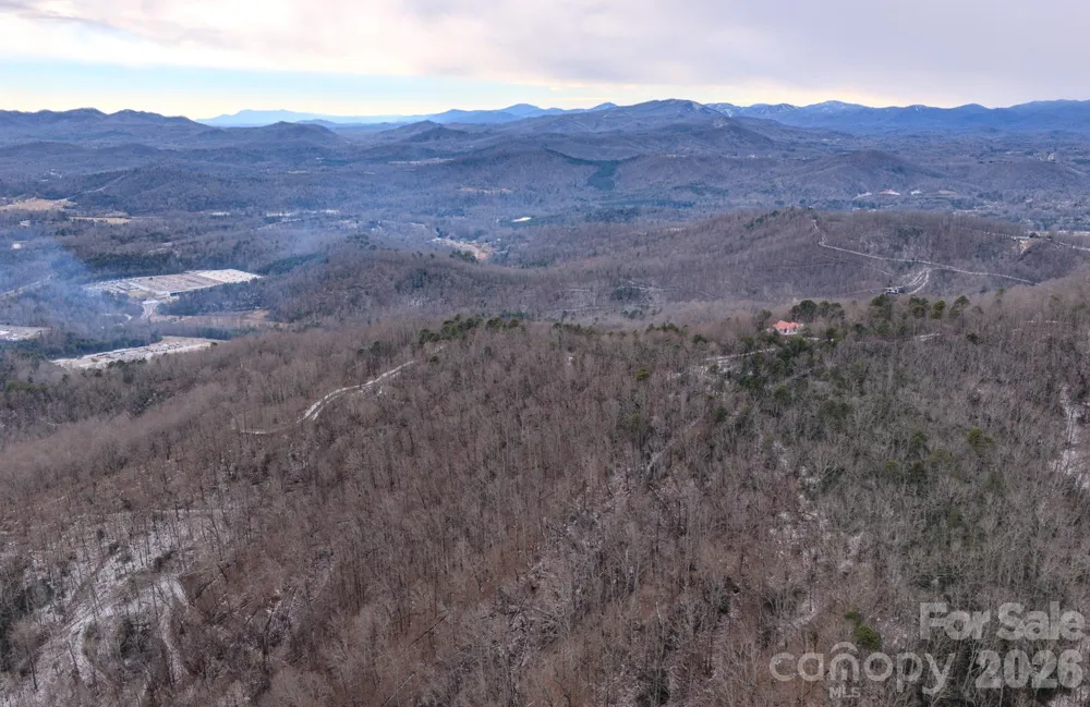 2724 Mountain Crest Drive S #75 Marion, NC 28752