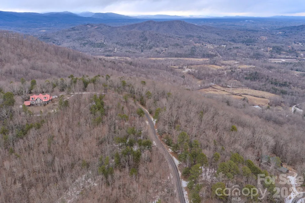 2724 Mountain Crest Drive S #75 Marion, NC 28752