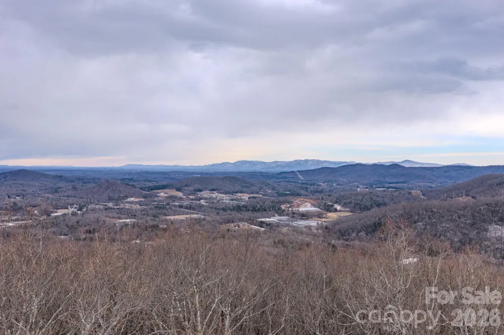 2724 Mountain Crest Drive S #75 Marion, NC 28752