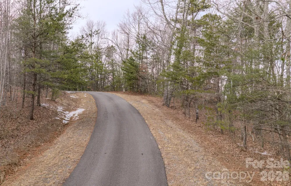 2724 Mountain Crest Drive S #75 Marion, NC 28752