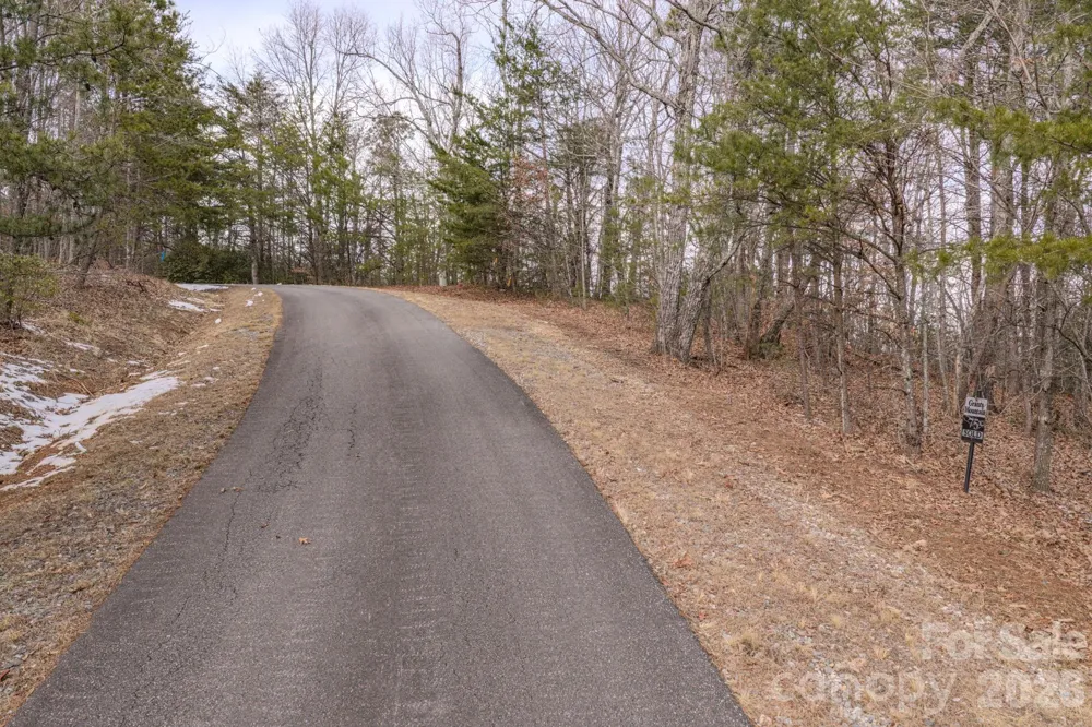 2724 Mountain Crest Drive S #75 Marion, NC 28752