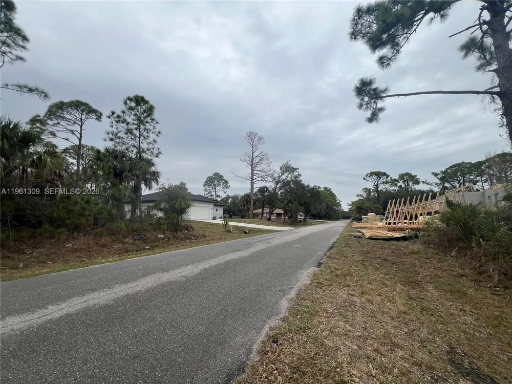 Cloras St North Port, FL 34287