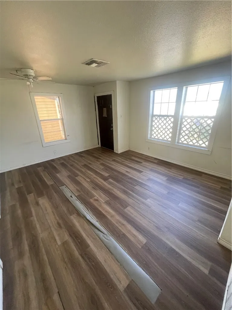 1733 Karen Drive Corpus Christi, TX 78416