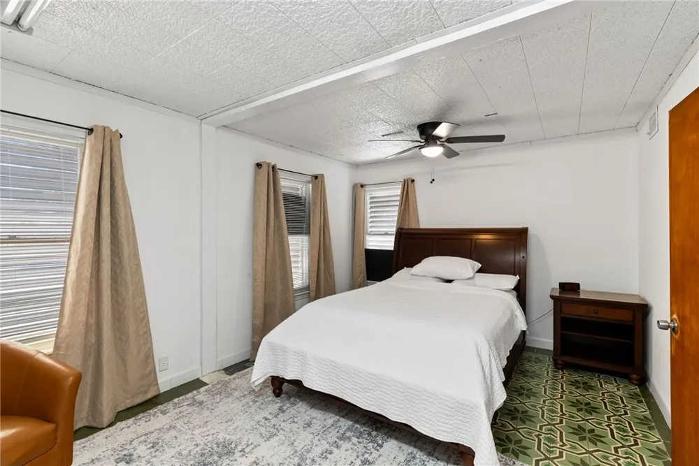 302 Cole Street Corpus Christi, TX 78404