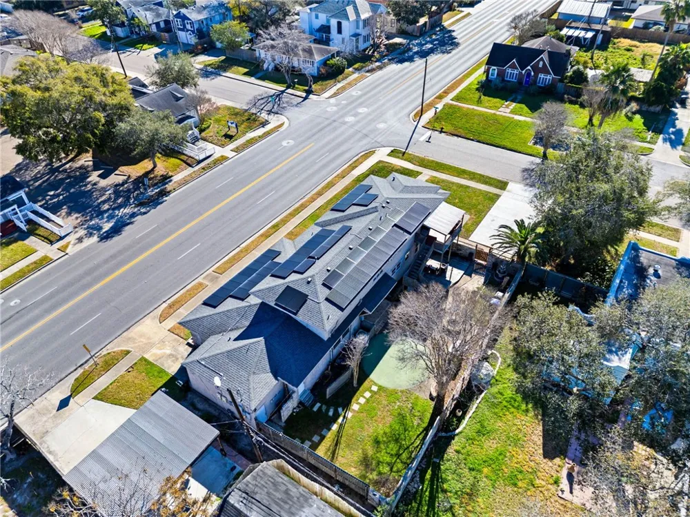 302 Cole Street Corpus Christi, TX 78404
