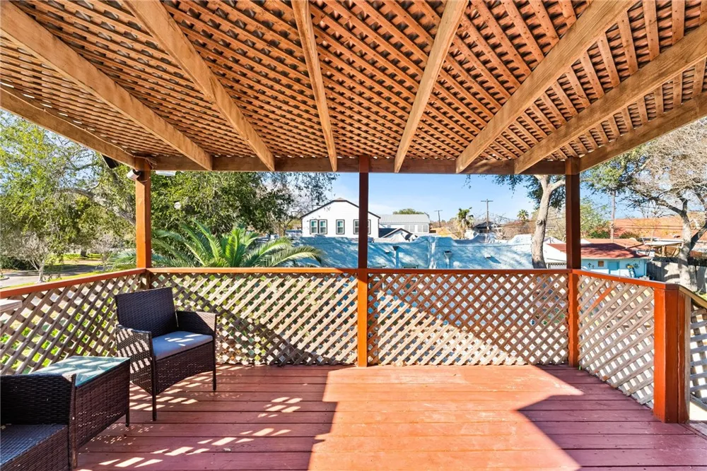 302 Cole Street Corpus Christi, TX 78404