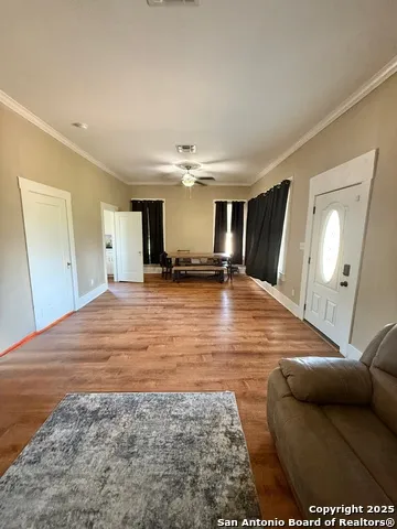 708 s 7th street Kenedy, TX 78119