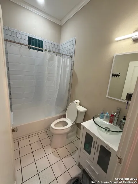 708 s 7th street Kenedy, TX 78119