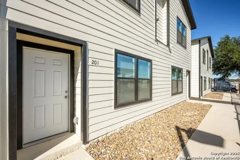 8719 Wurzbach Unit 201