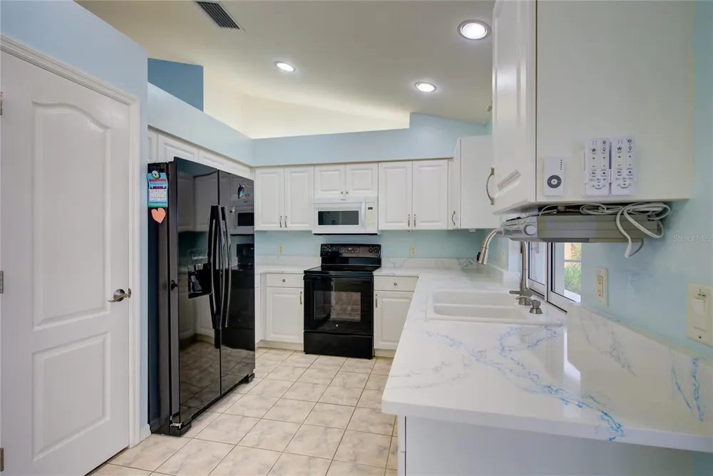 2803 SW 34TH TERRACE Cape Coral, FL 33914