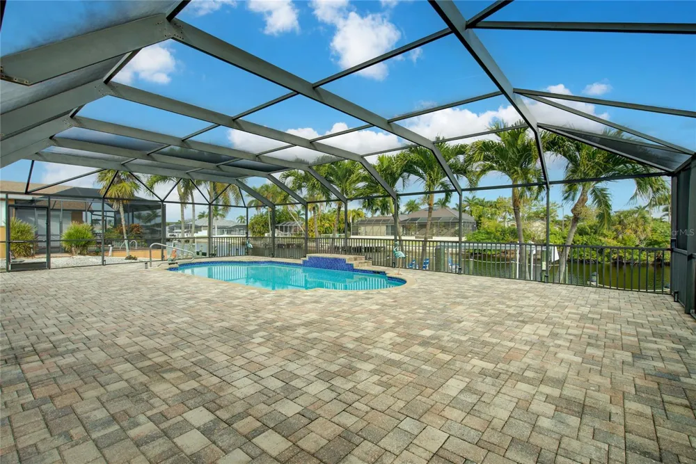 2803 SW 34TH TERRACE Cape Coral, FL 33914