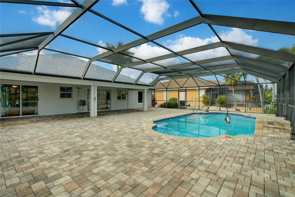 2803 SW 34TH TERRACE Cape Coral, FL 33914