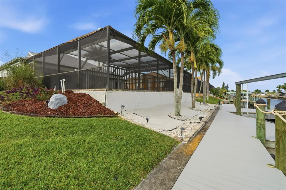 2803 SW 34TH TERRACE Cape Coral, FL 33914