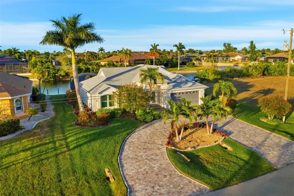 2803 SW 34TH TERRACE Cape Coral, FL 33914