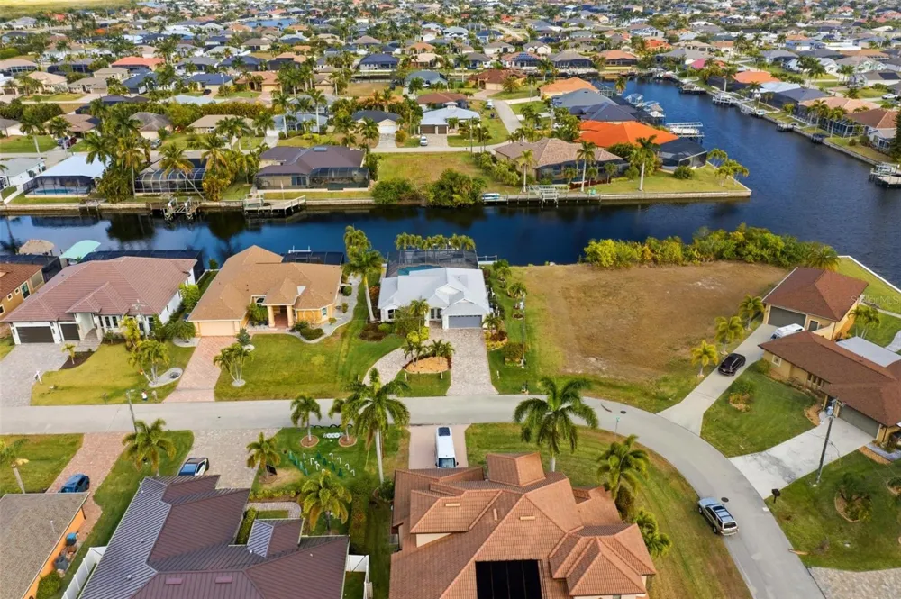 2803 SW 34TH TERRACE Cape Coral, FL 33914