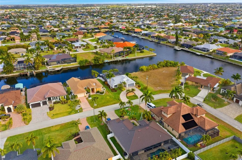 2803 SW 34TH TERRACE Cape Coral, FL 33914