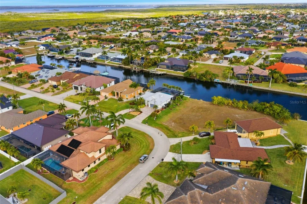 2803 SW 34TH TERRACE Cape Coral, FL 33914
