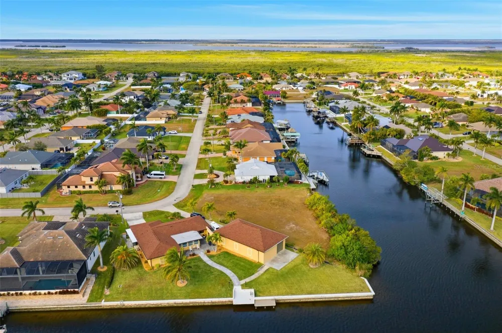 2803 SW 34TH TERRACE Cape Coral, FL 33914