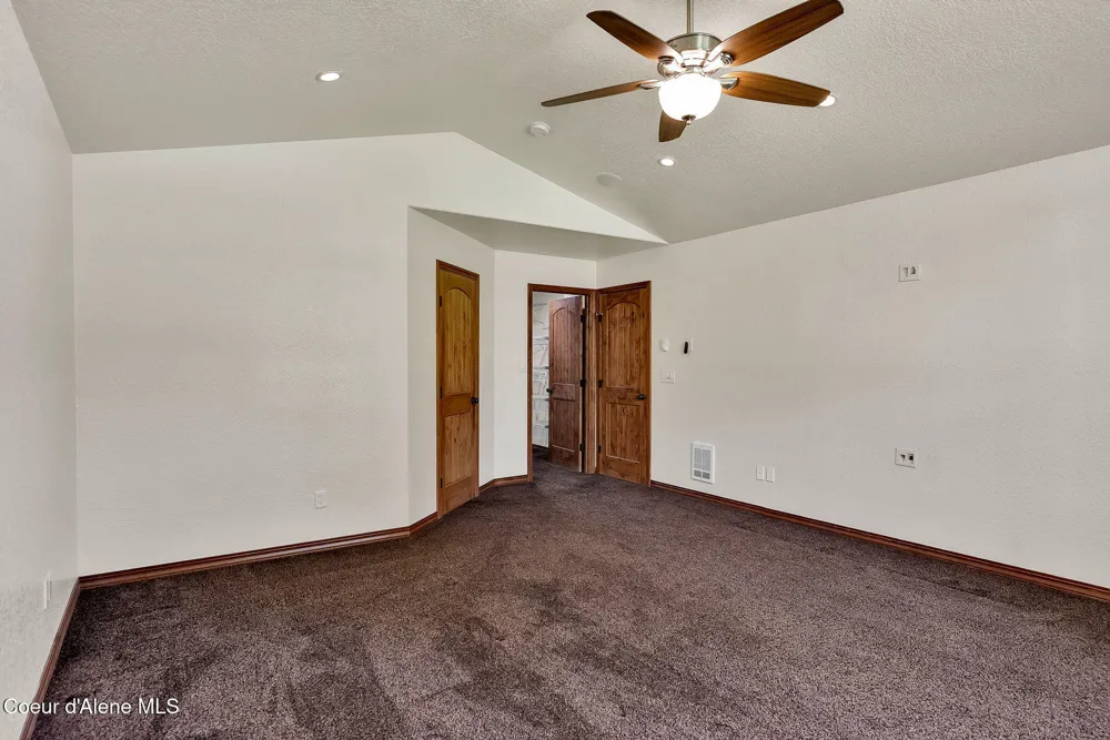 470 Diamond Heights Road Oldtown, ID 83822