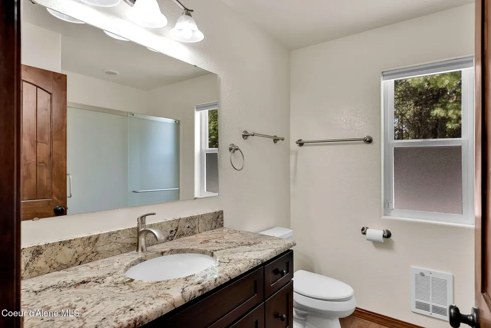 470 Diamond Heights Road Oldtown, ID 83822