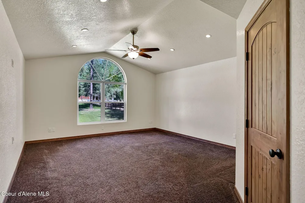 470 Diamond Heights Road Oldtown, ID 83822