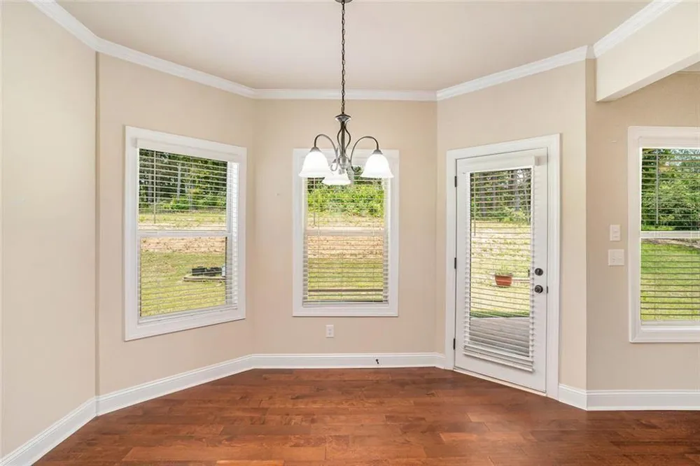 381 Homestead Circle Forsyth, GA 31029
