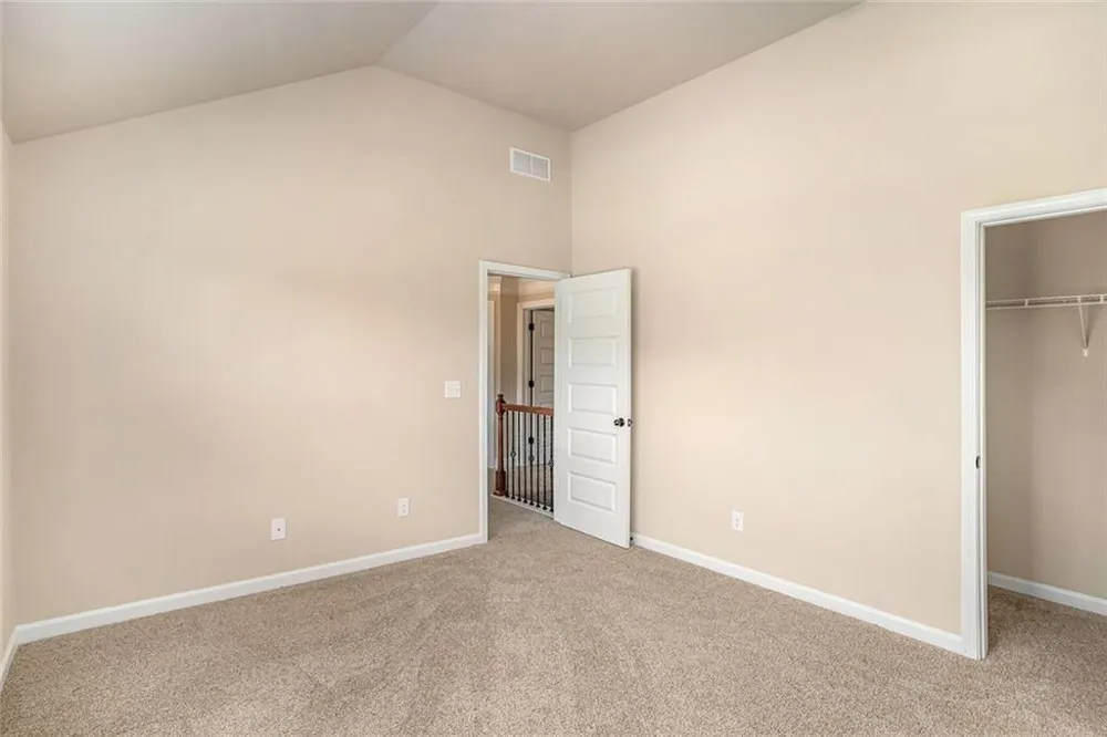 381 Homestead Circle Forsyth, GA 31029
