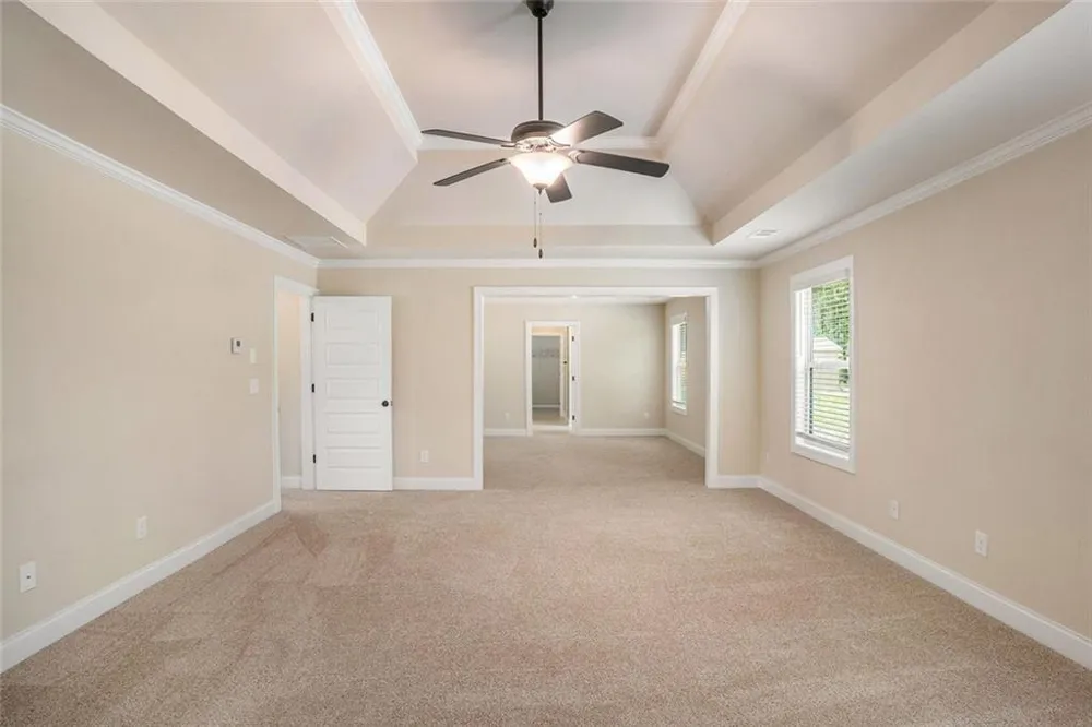381 Homestead Circle Forsyth, GA 31029