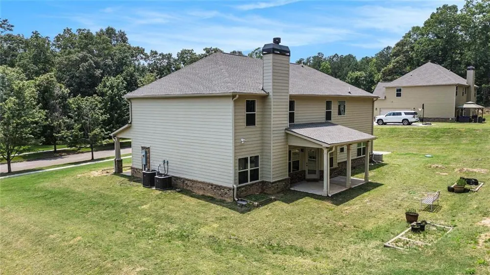 381 Homestead Circle Forsyth, GA 31029