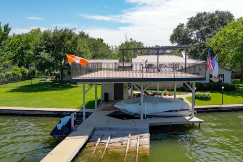 213 Lakeview