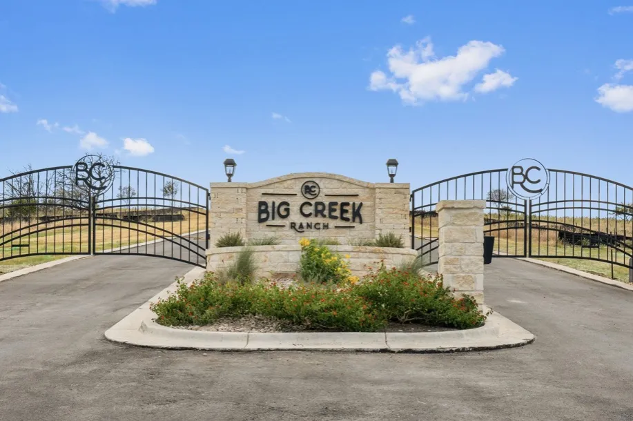 48 Inksview Lane Kingsland, TX 78639