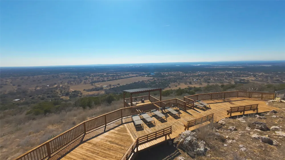 48 Inksview Lane Kingsland, TX 78639