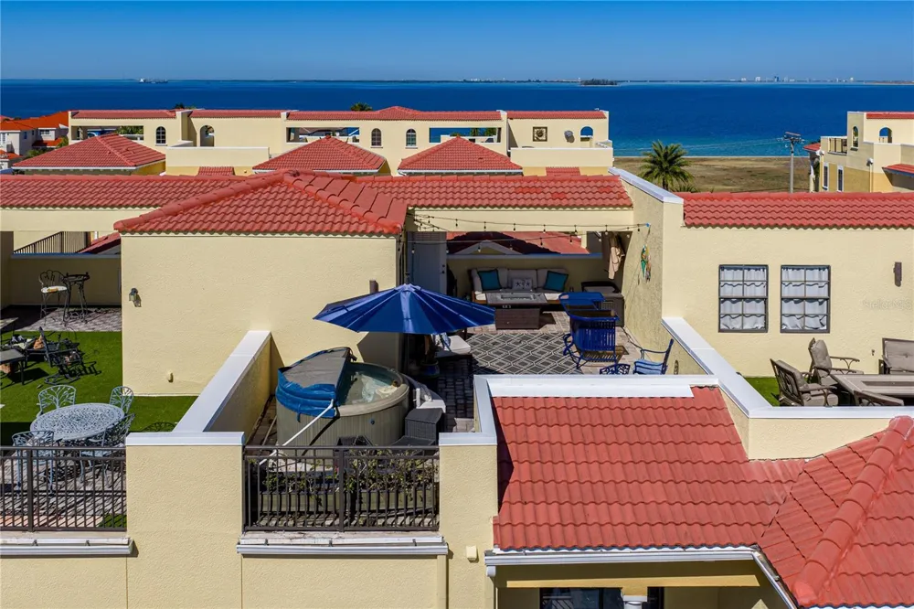 6411 MAYRA SHORES LANE Apollo Beach, FL 33572